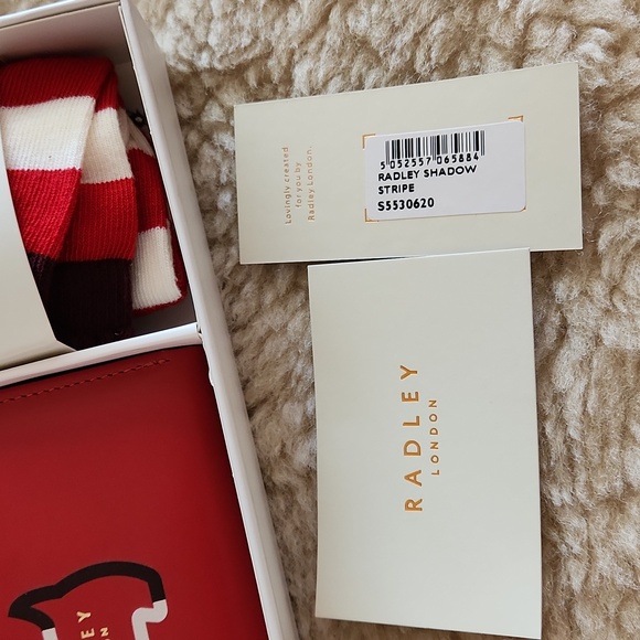 NWT IOB Radley London Shadow Scotty Dog Wallet & Socks Boxed Gift Set ♥️🐾 - Picture 11 of 16